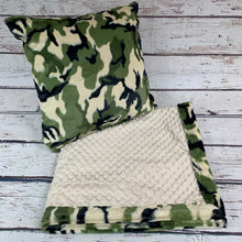 Load image into Gallery viewer, Mimi's Classic Blanket - Camo