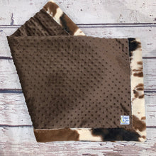 Load image into Gallery viewer, Mimi's Classic Blanket - Animal Print