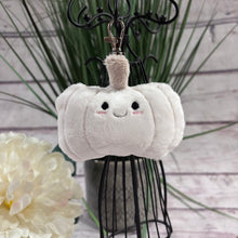 Load image into Gallery viewer, Pumpkin Keychain / Purse Charm
