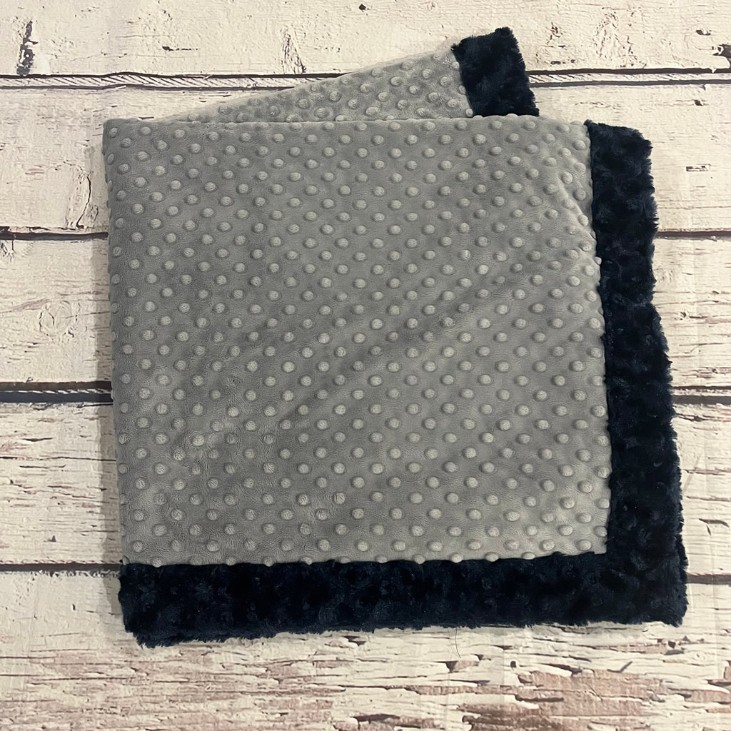 Mimi's Classic Blanket - Navy
