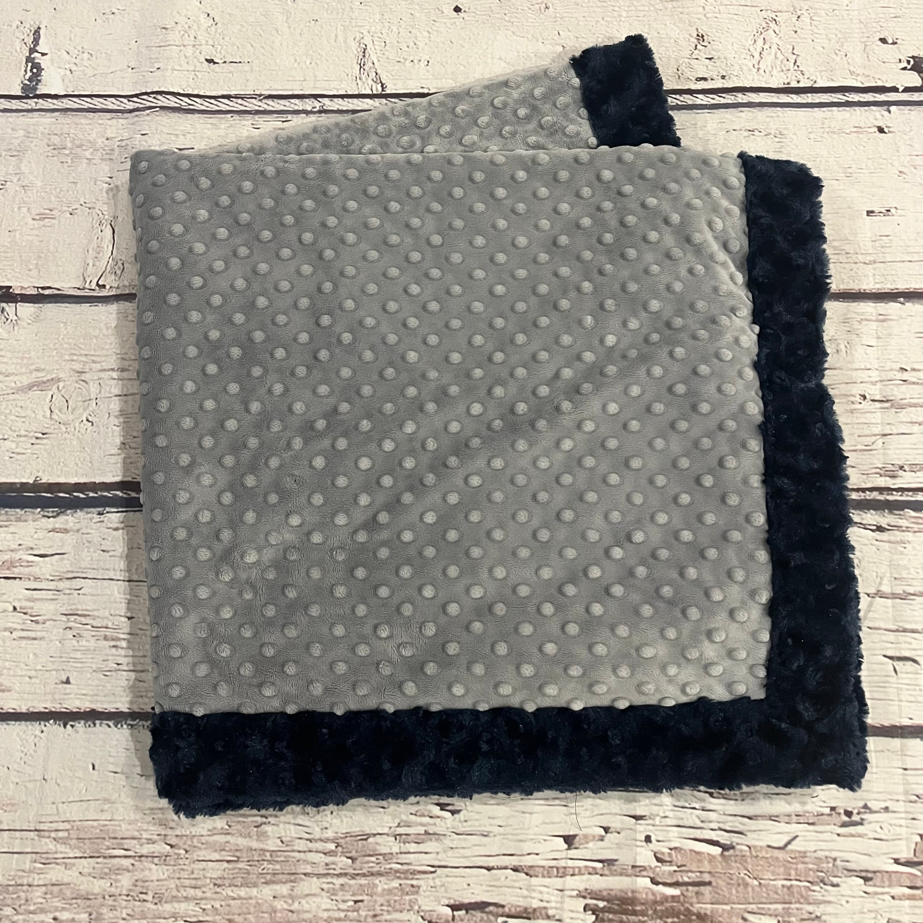 Mimi's Classic Blanket - Navy