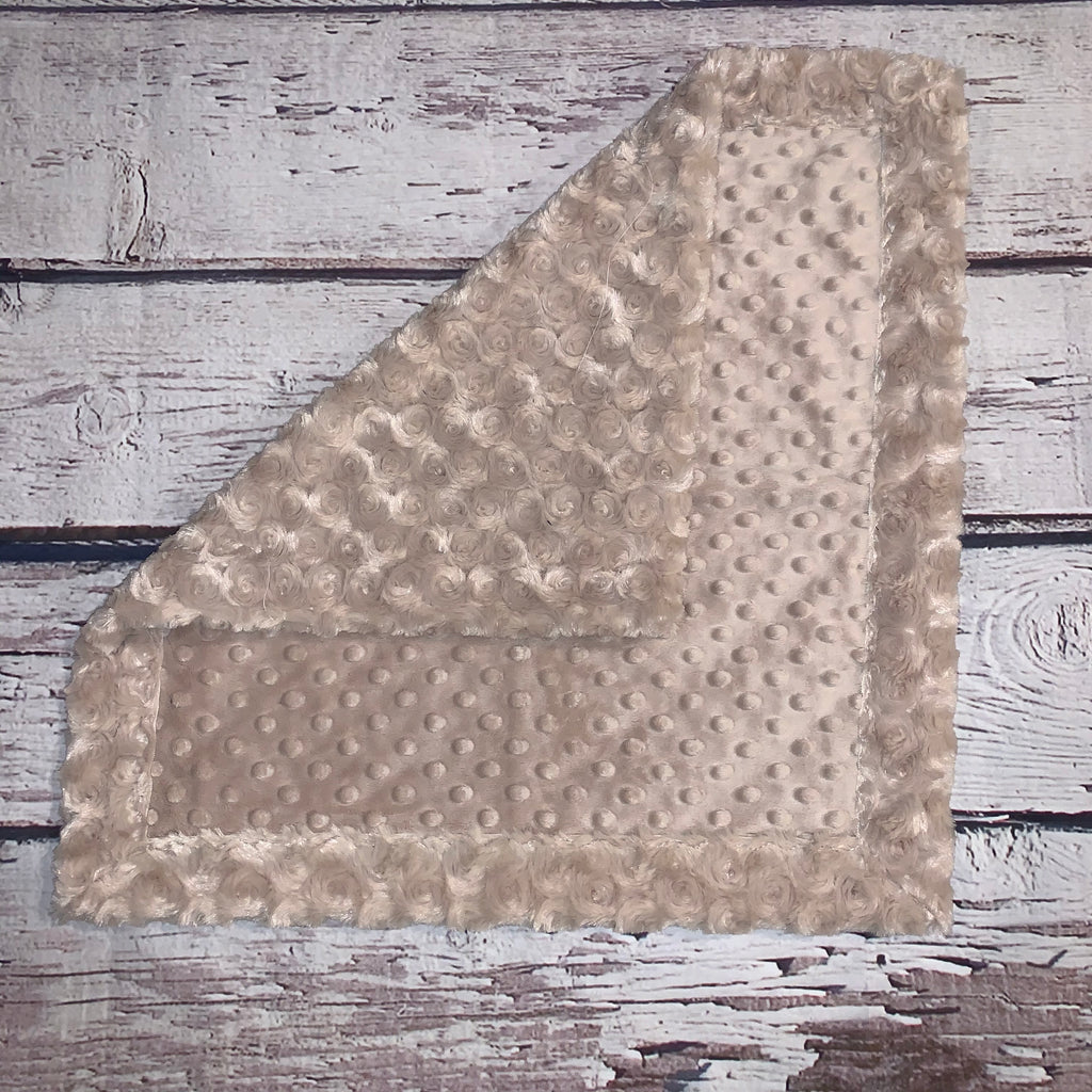 Mimi's Classic Lovey - Latte