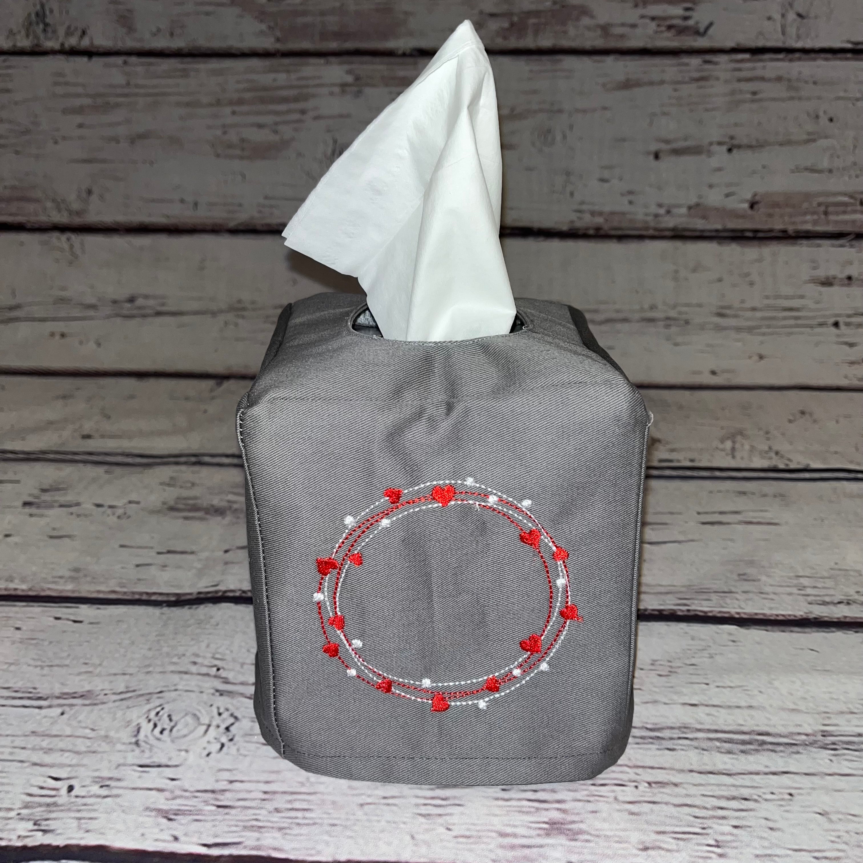 Tissue Box Cover - Valentine Wreath