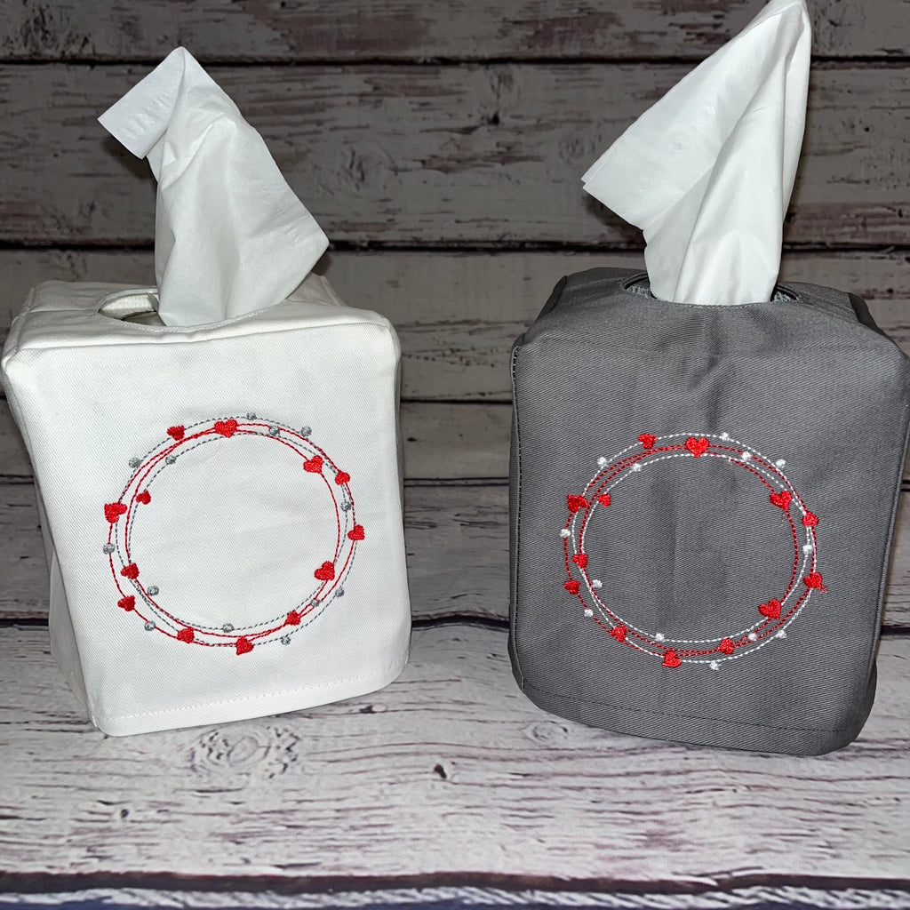Tissue Box Cover - Valentine Wreath