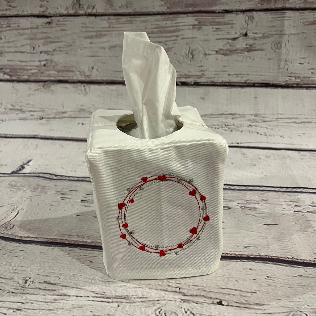 Tissue Box Cover - Valentine Wreath